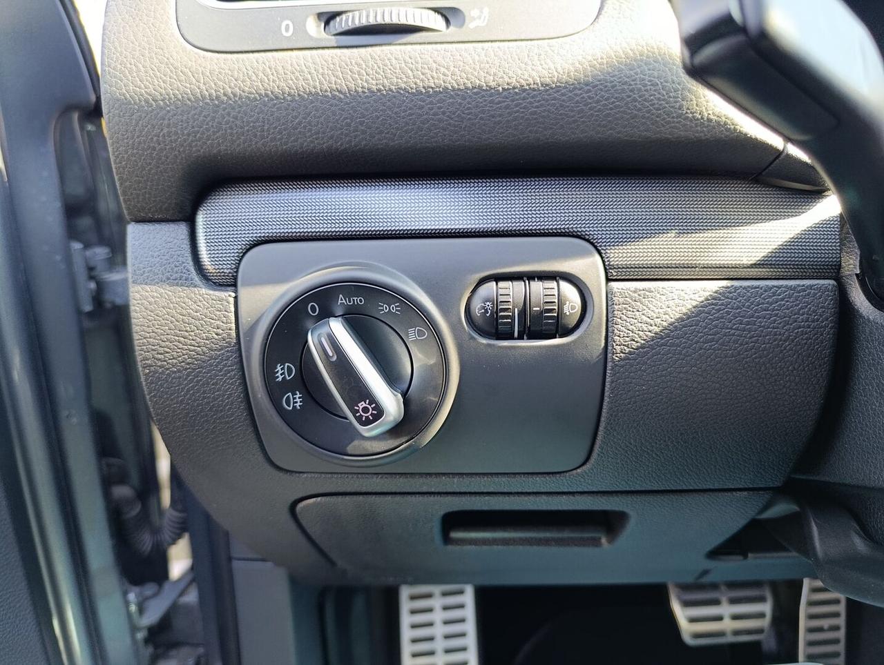 Volkswagen Golf 2.0 tdi Style 140cvGARANZIA 12 MESI