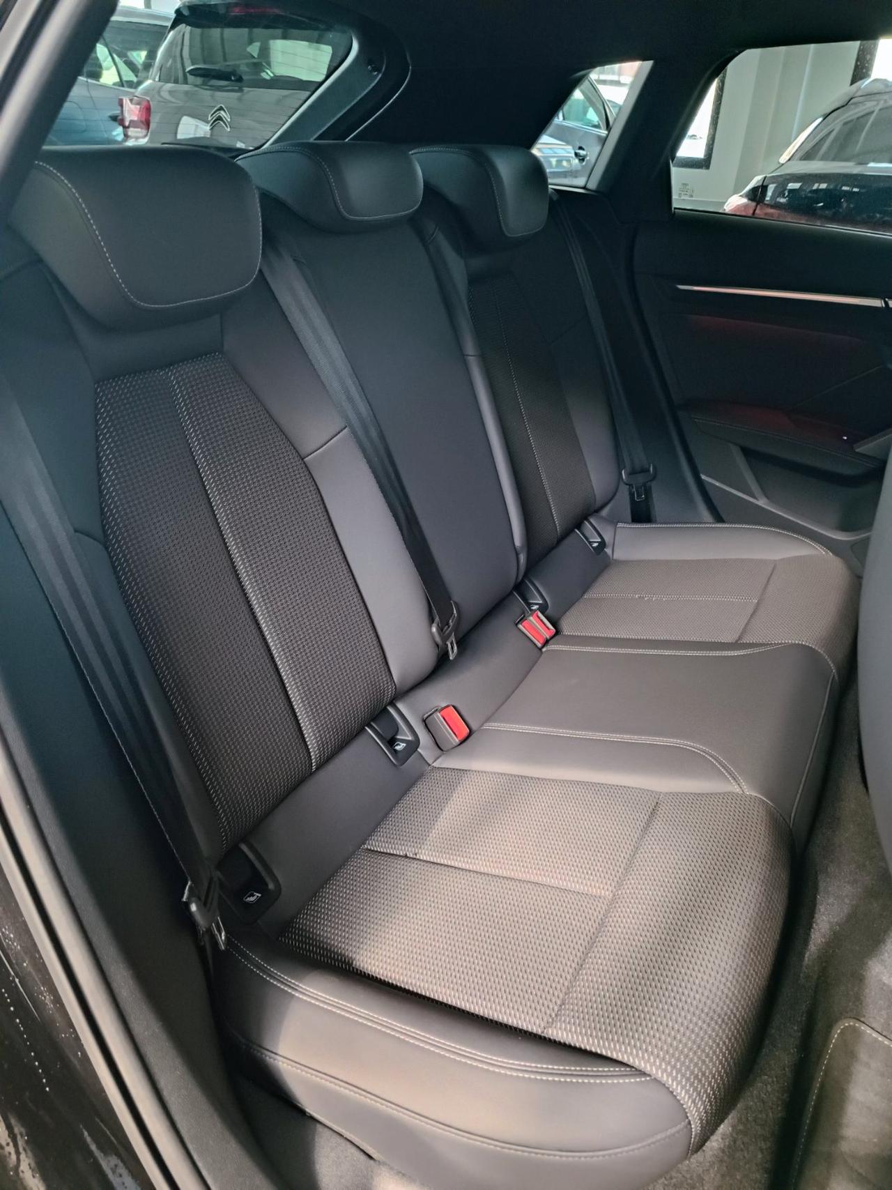 Audi A3 Sportback 2.0 tdi 150CV s-tronic + optional