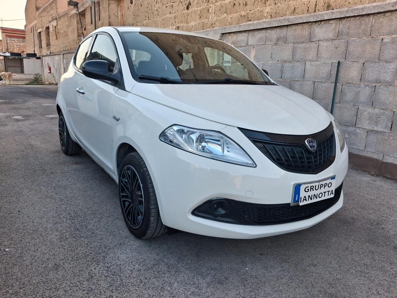 Lancia Ypsilon 1.0 FireFly 5 porte S&S Hybrid