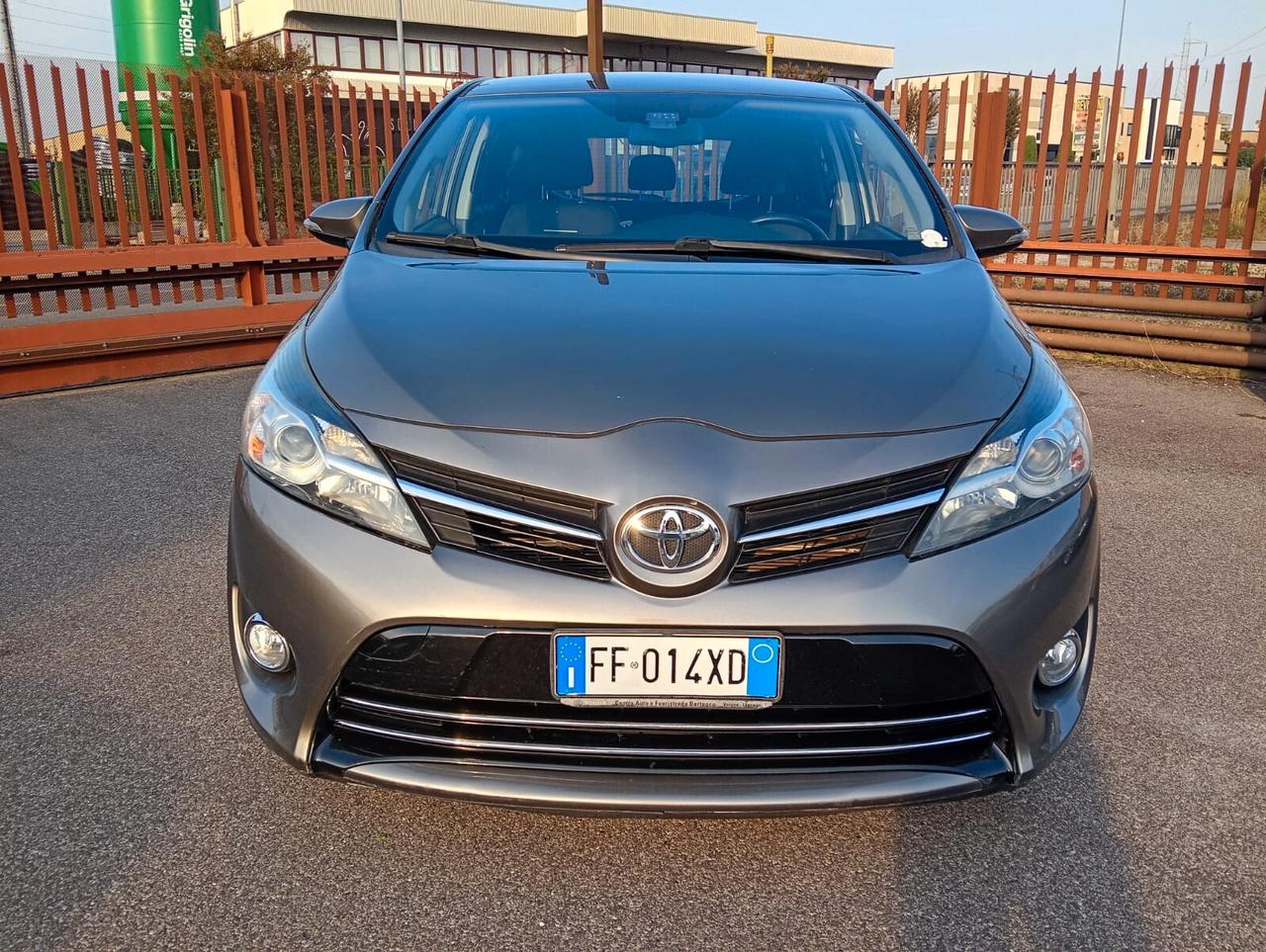Toyota Verso 1.6 D-4D Style