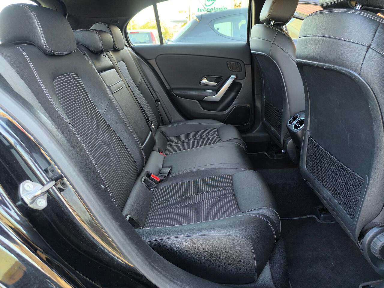 MERCEDES-BENZ A 180d AUTOMATIC SPORT PLUS LED AMBIENT