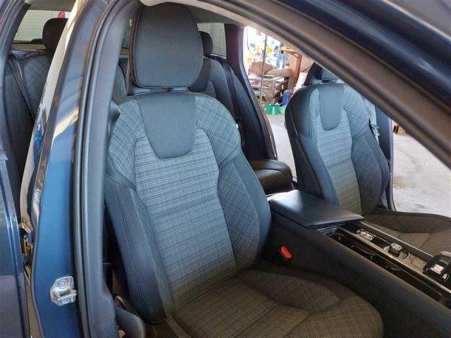 VOLVO V60 B4 (d) Geartronic Momentum Business Pro