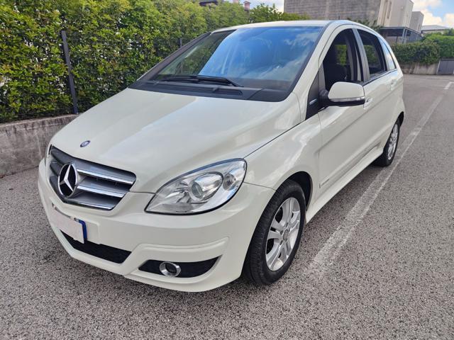 MERCEDES-BENZ B 180 BENZINA Executive ( GARANZIA )
