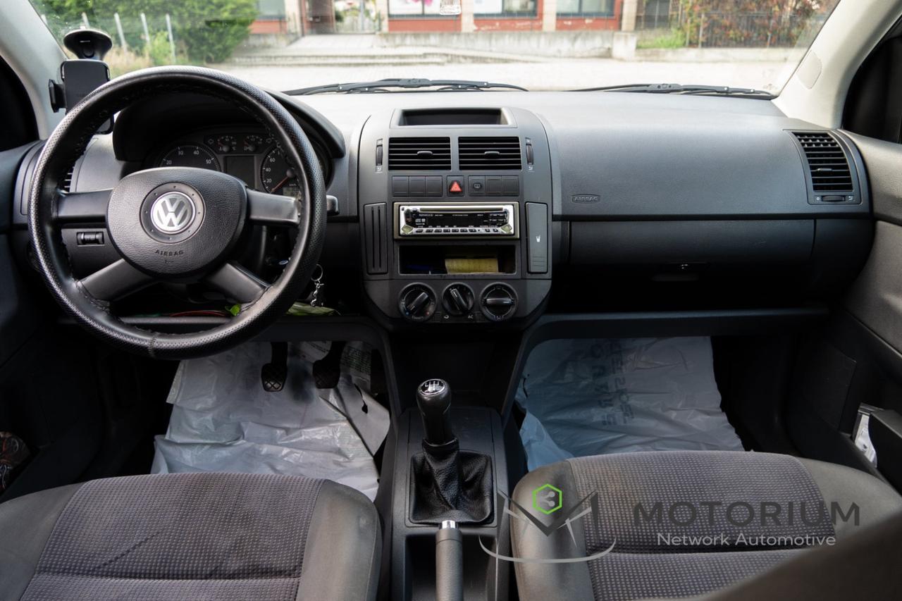 Volkswagen Polo 1.4 16V 75CV - 2006