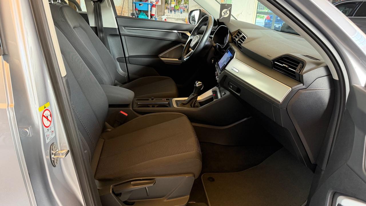 Audi Q3 35 TDI S tronic Business Advanced