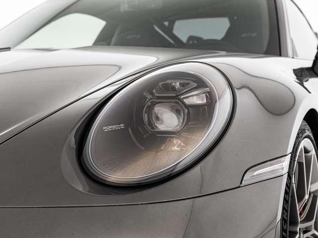 Porsche 992 coupe 4.0 gt3 auto