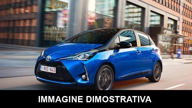 TOYOTA Yaris 1.5 Hybrid 5 porte Cool