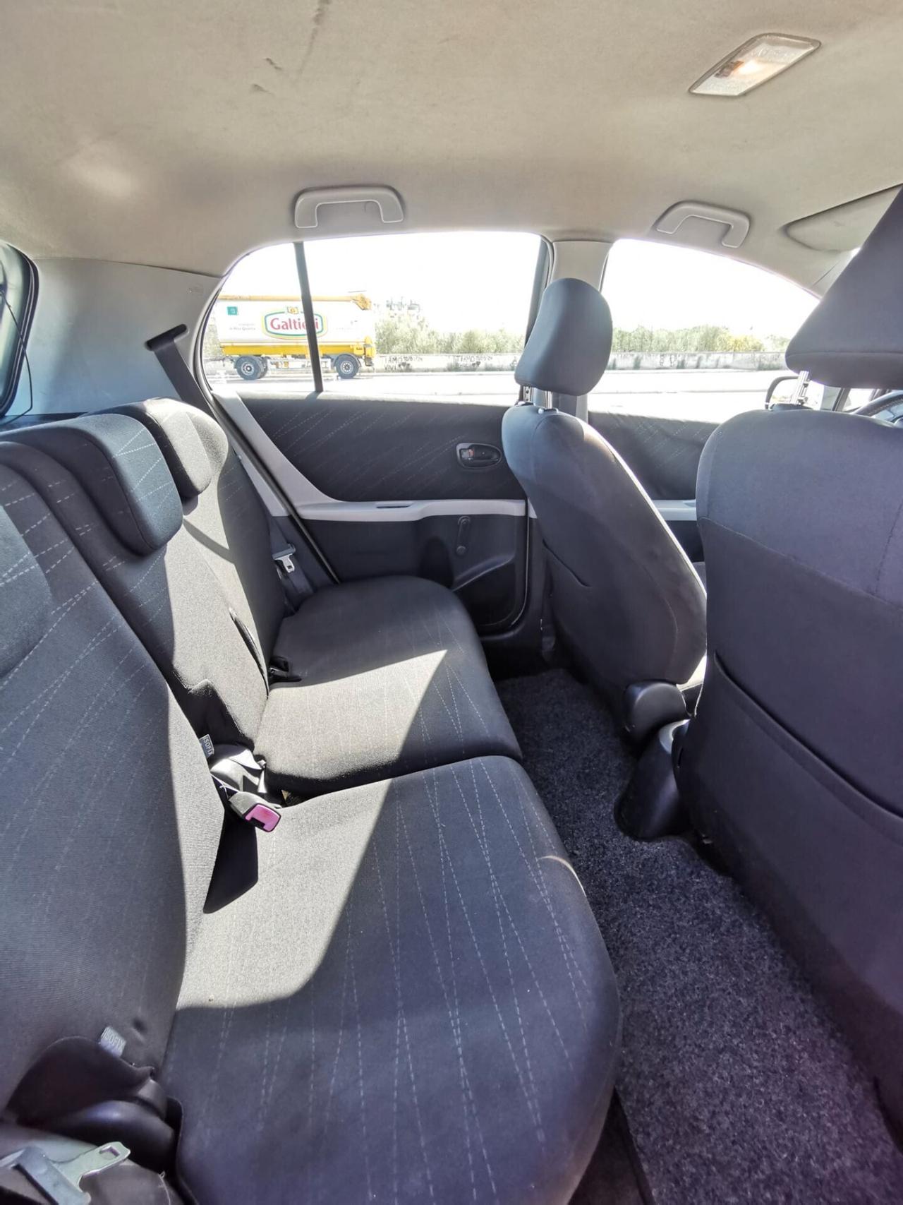 Toyota Yaris 1.0 5 porte Sol 2006