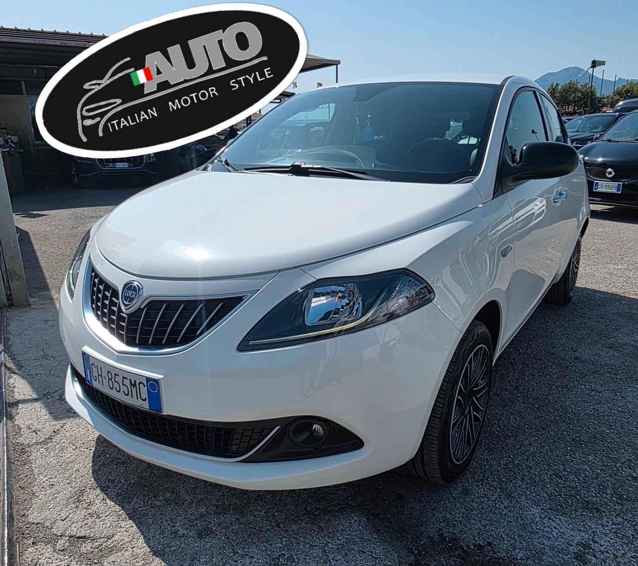 Lancia Ypsilon 1.0 FireFly 5 porte S&S Hybrid Ecochic A. Ferretti