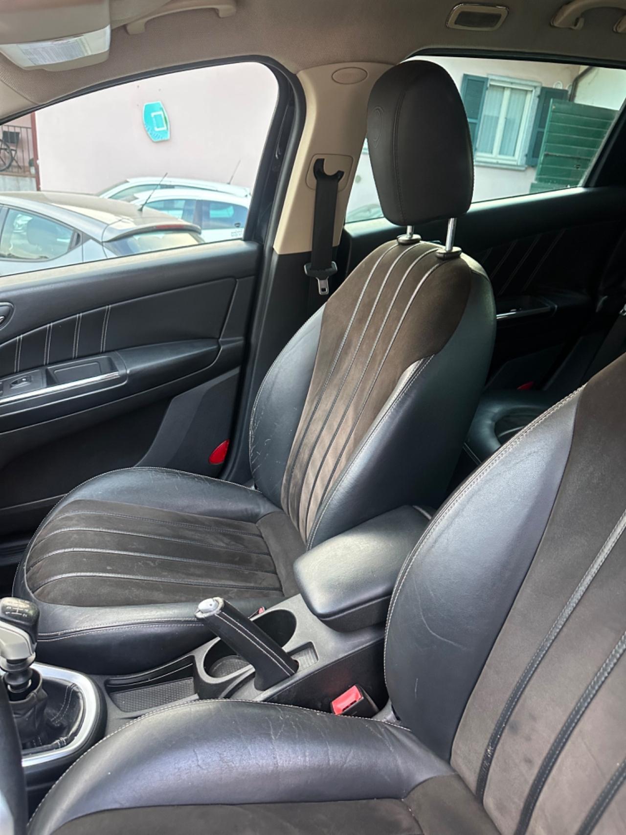 Lancia DELTA 1.6 MJT DPF ARGENTO KMCERT UNICOPR