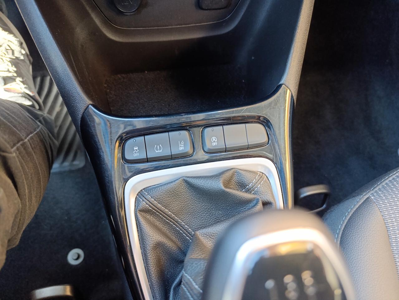 Opel Crossland 1.2 benzina Elegance