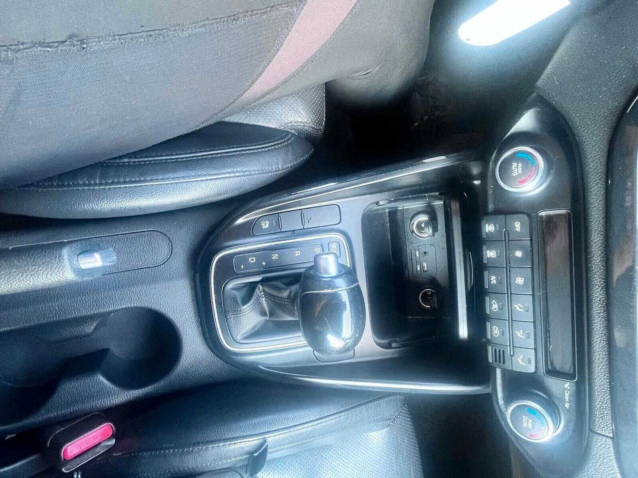 Kia Carens 1.7 CRDi 141 CV DCT Stop&Go high tech