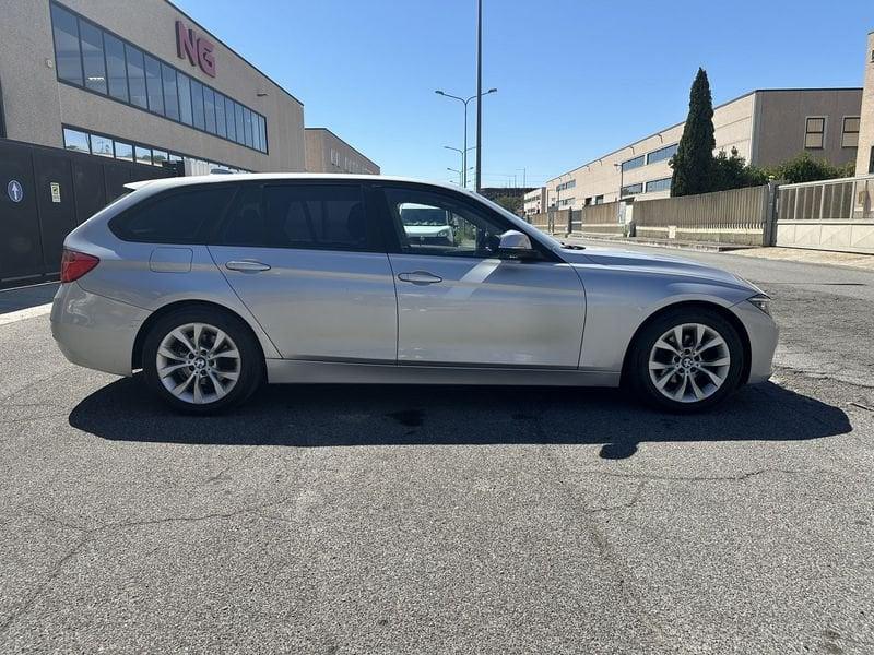 BMW Serie 3 318d Touring Auto