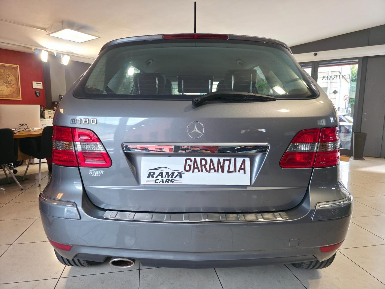 Mercedes-benz B 180 AUTOMATIC