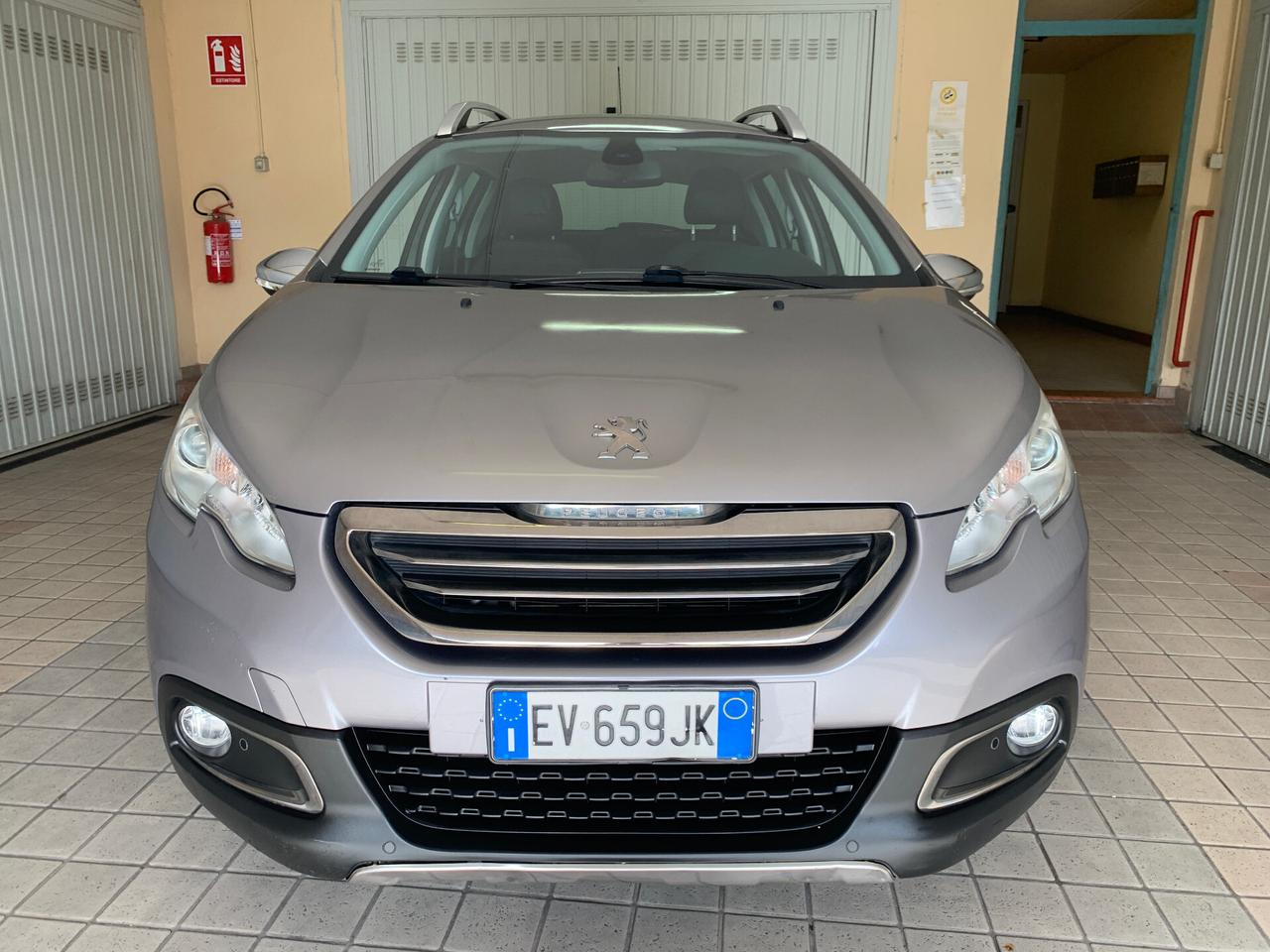 Peugeot 2008 1.6 VTi 120CV Allure