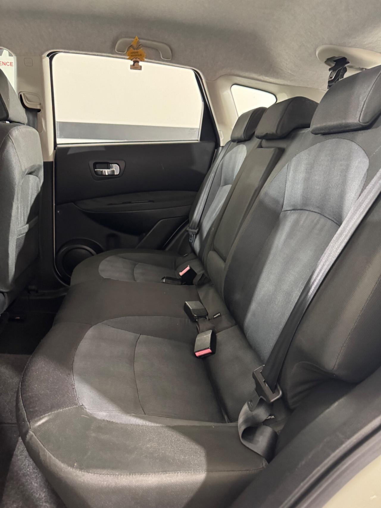 Nissan Qashqai 2.0 16V Tekna * 4X4 *