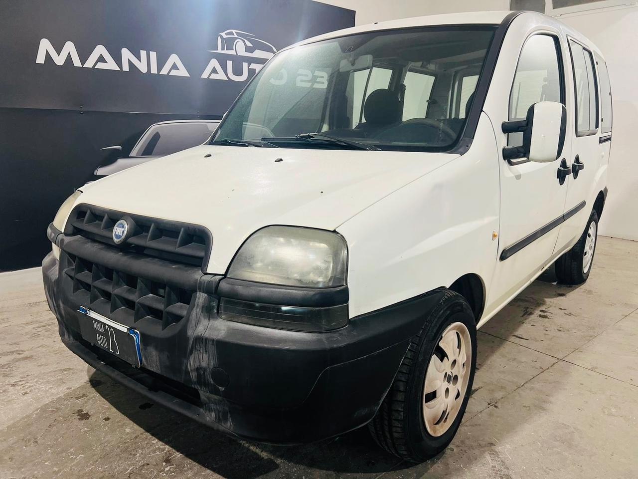 Fiat DOBLO 1.9 65CV Lounge*NEOPATENTATI*5 POSTI