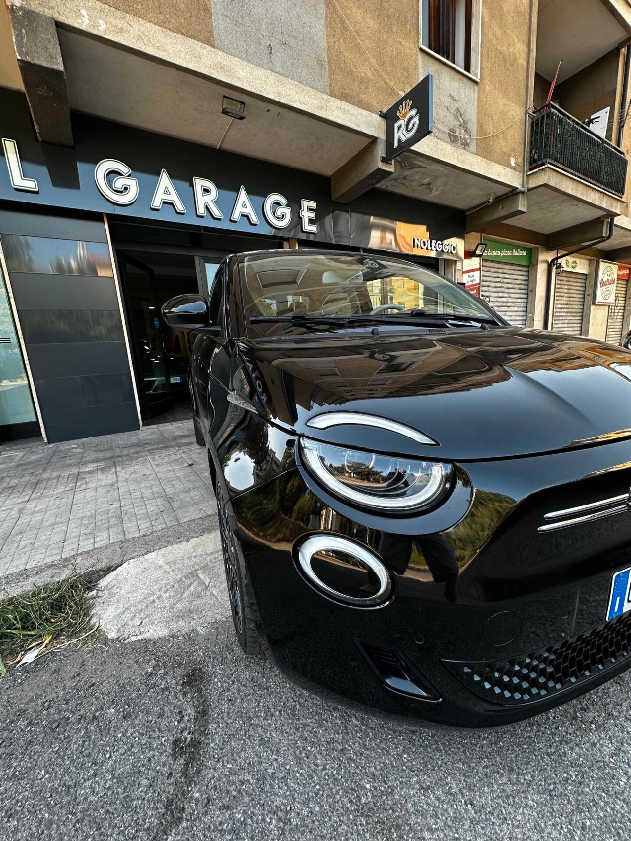 Fiat 500 500e 3+1 42 kWh La Prima