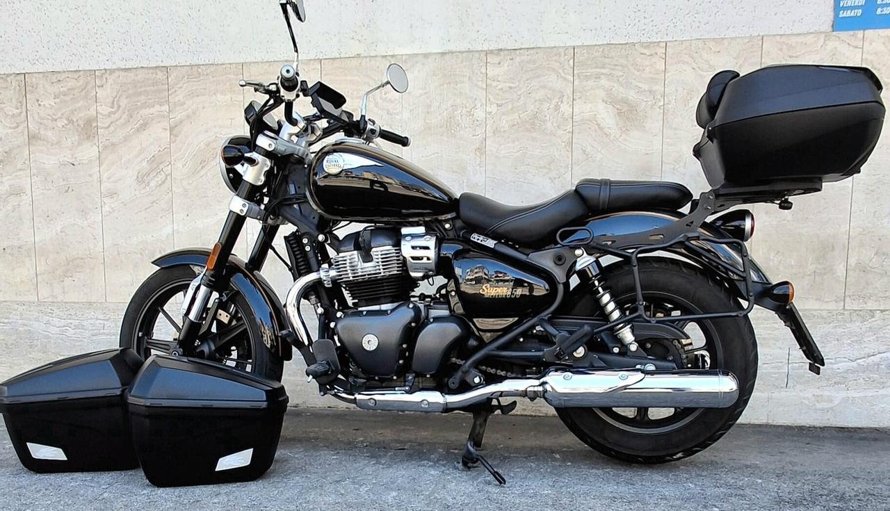 Royal Enfield Super Meteor astral 650 classic