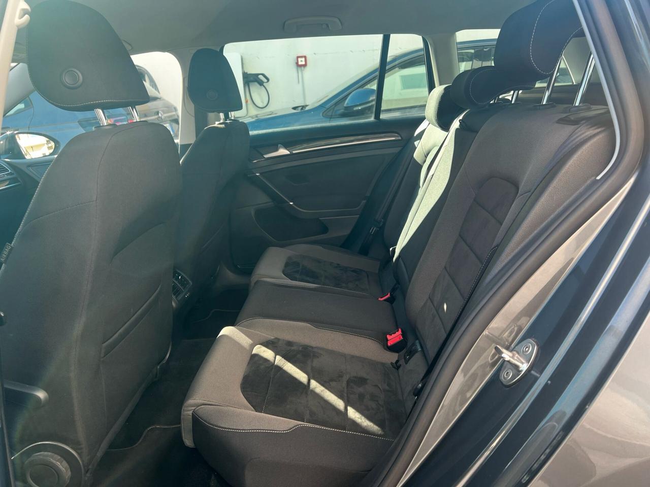 Volkswagen Golf Variant Golf Variant 1.6 TDI 115 CV DSG Highline BlueMotion Tech.