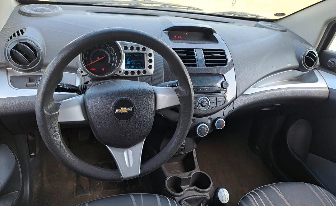Chevrolet Spark 1.0 LT