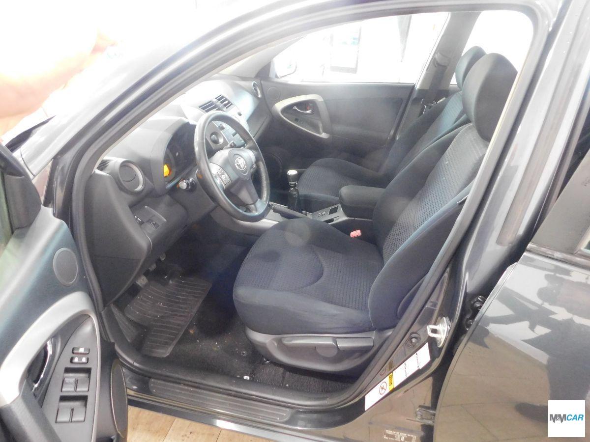 TOYOTA - RAV4 - 2.2 D-4D 177CV Luxury