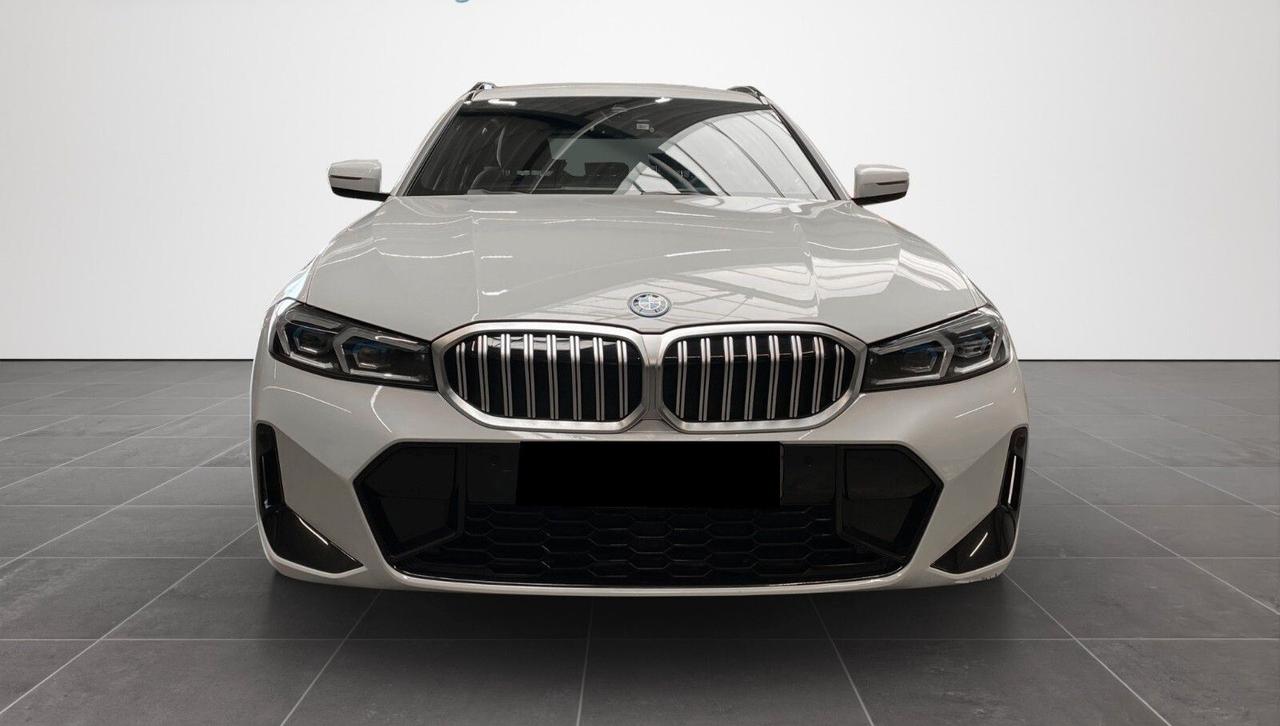 Bmw 330 BMW 330e Touring M-sport