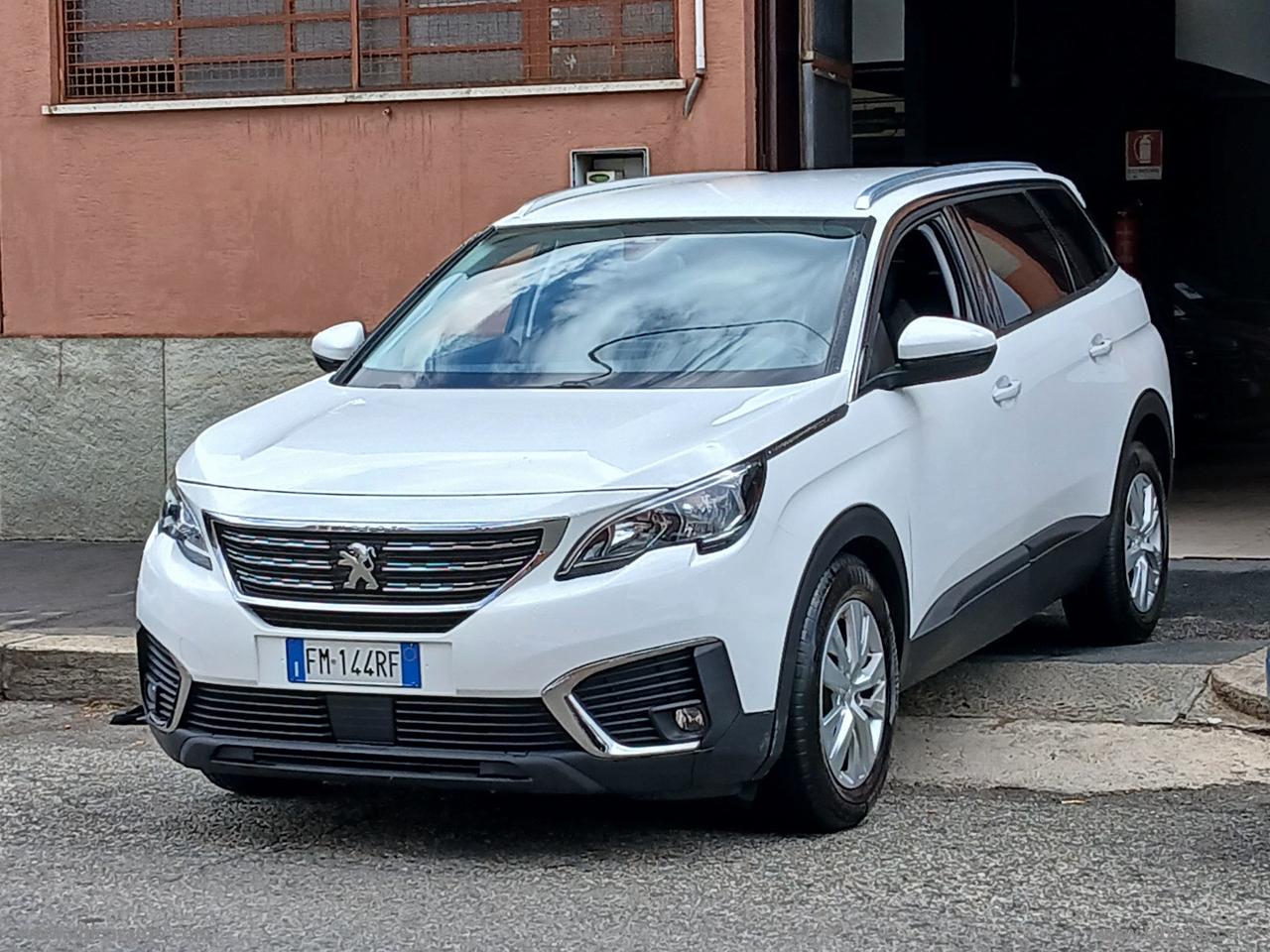 PEUGEOT 5008 BlueHDi 120 S&S