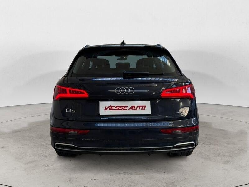 Audi Q5 2.0 TFSI 180kW hybrid quattro tiptronic