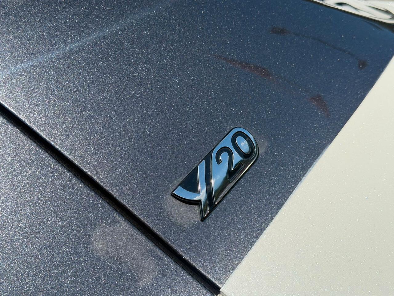 Toyota Yaris 1.5 Hybrid 5 porte Y20 Bitone