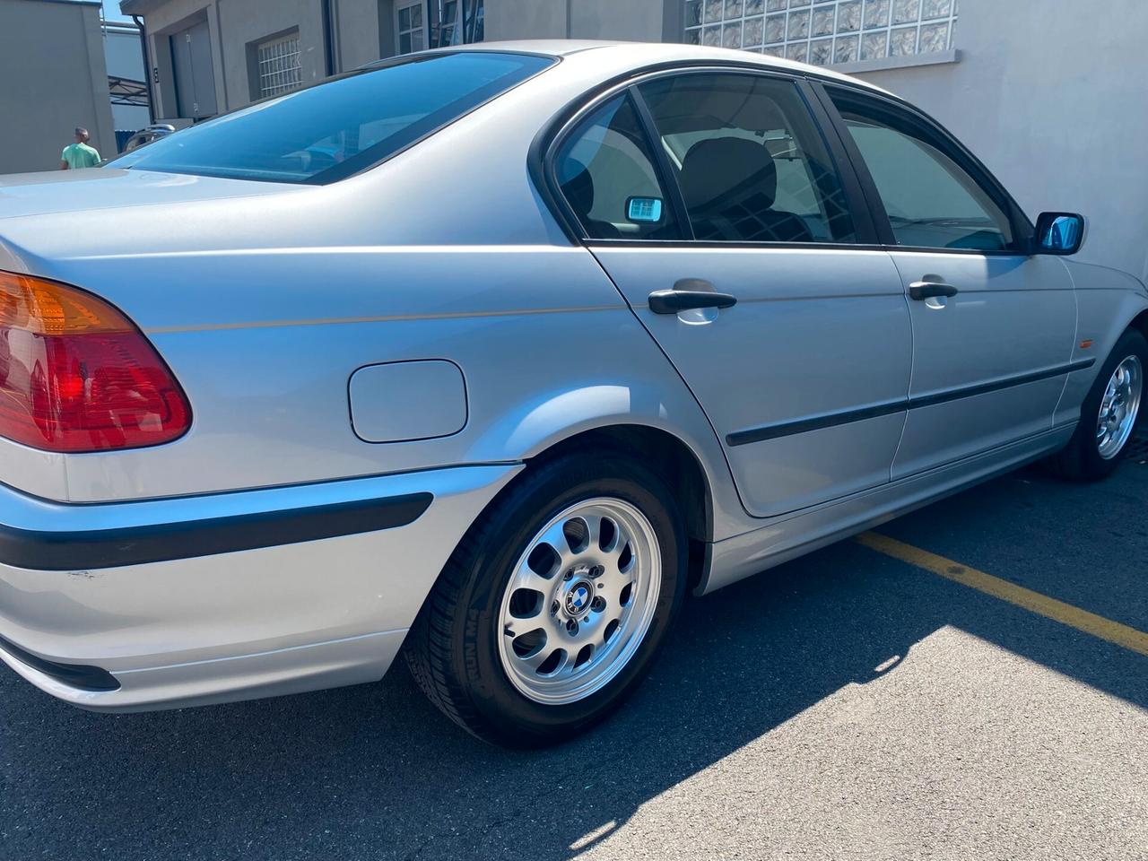 Bmw 318 318i cat 4 porte
