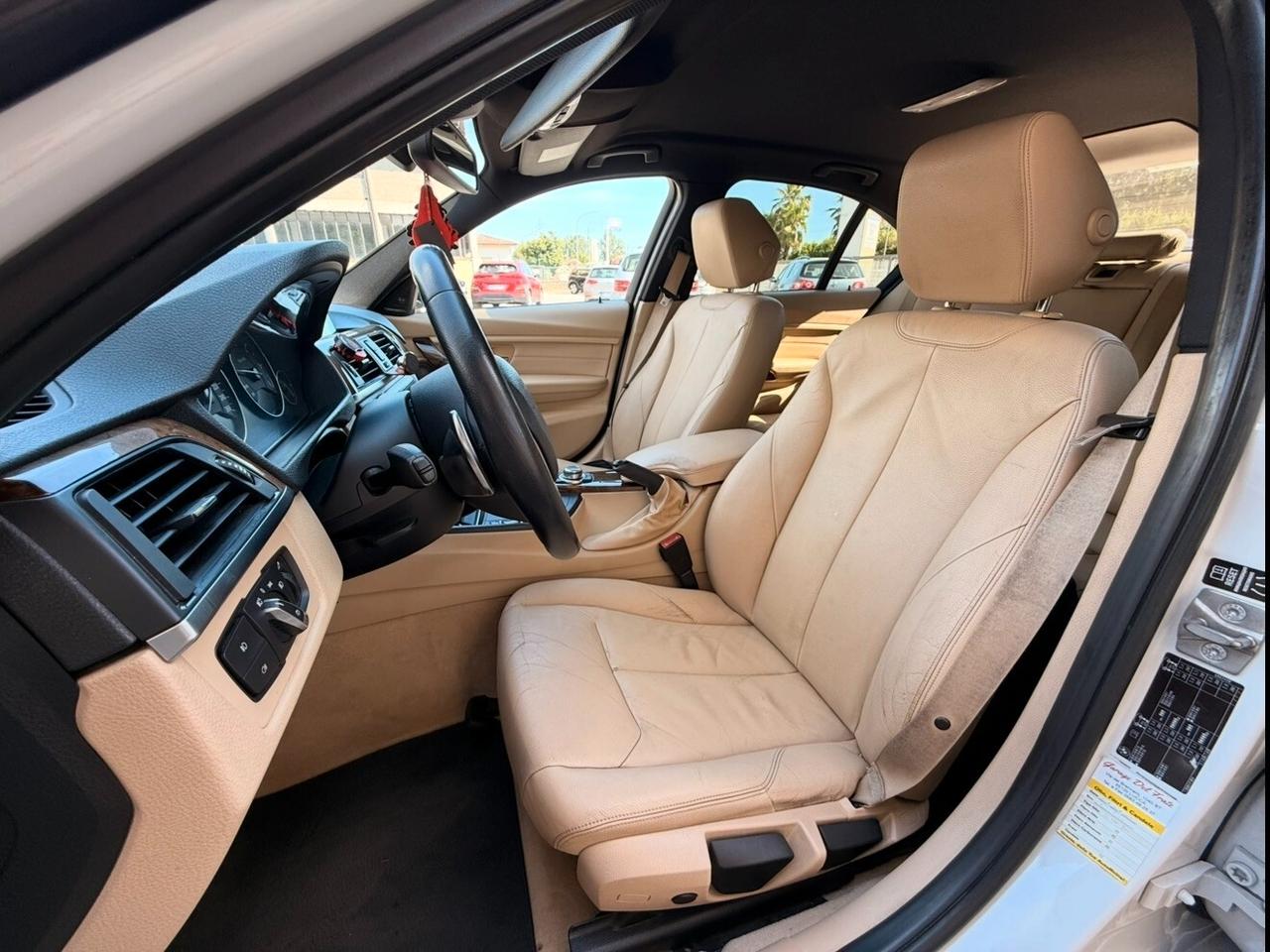 Bmw 330 330dA Luxury