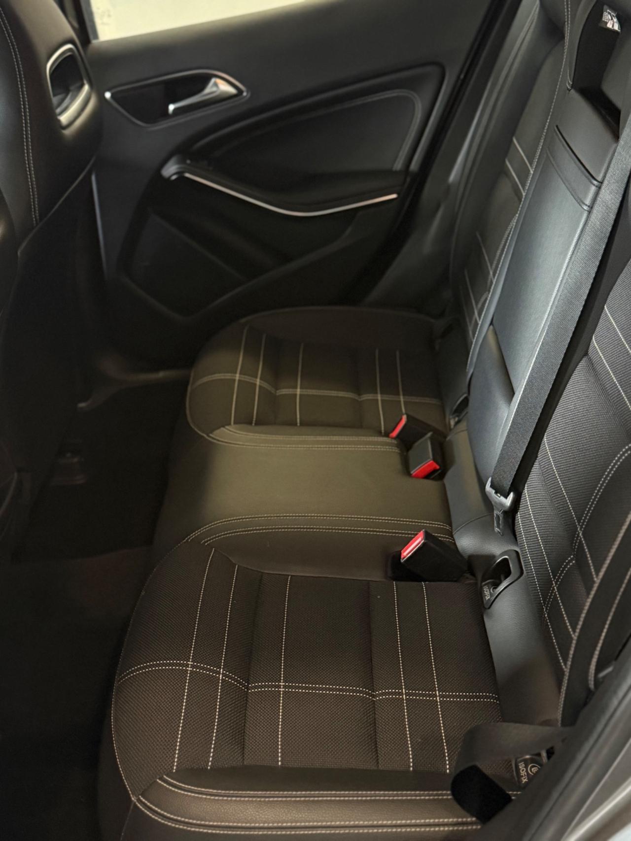 Mercedes-benz GLA 200 CDI Automatic Sport