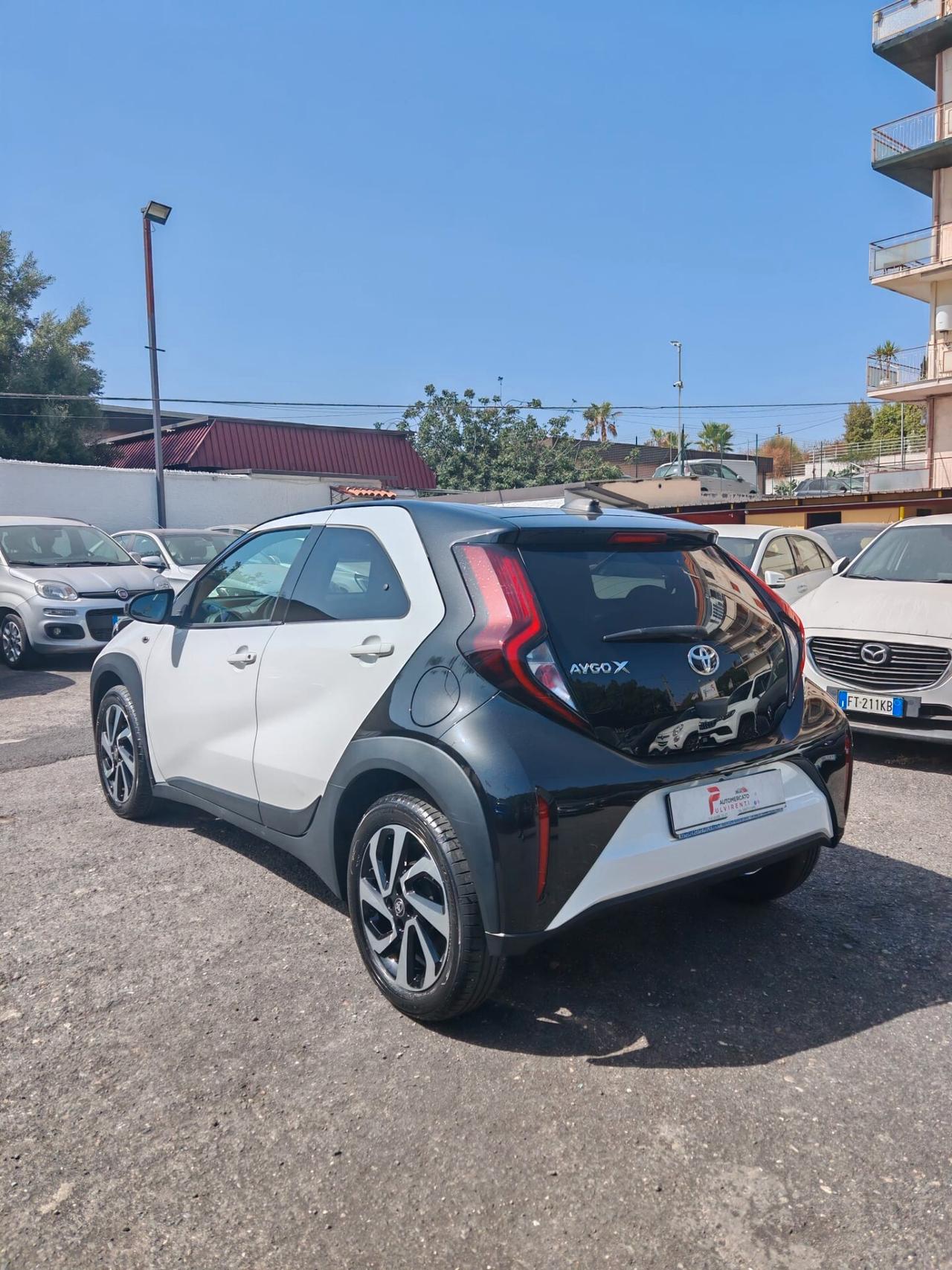 Toyota Aygo X 1.0 VVT-i 72 CV 5 porte Lounge Air