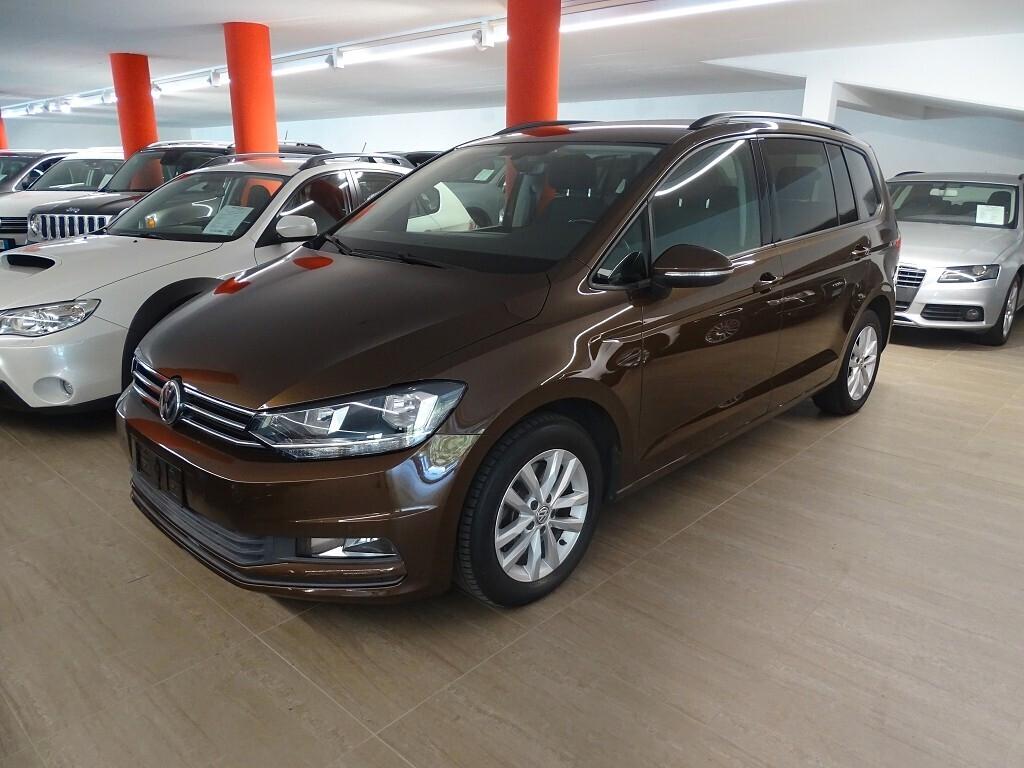 VW Touran TDI 7 posti PDC Navi Euro 6