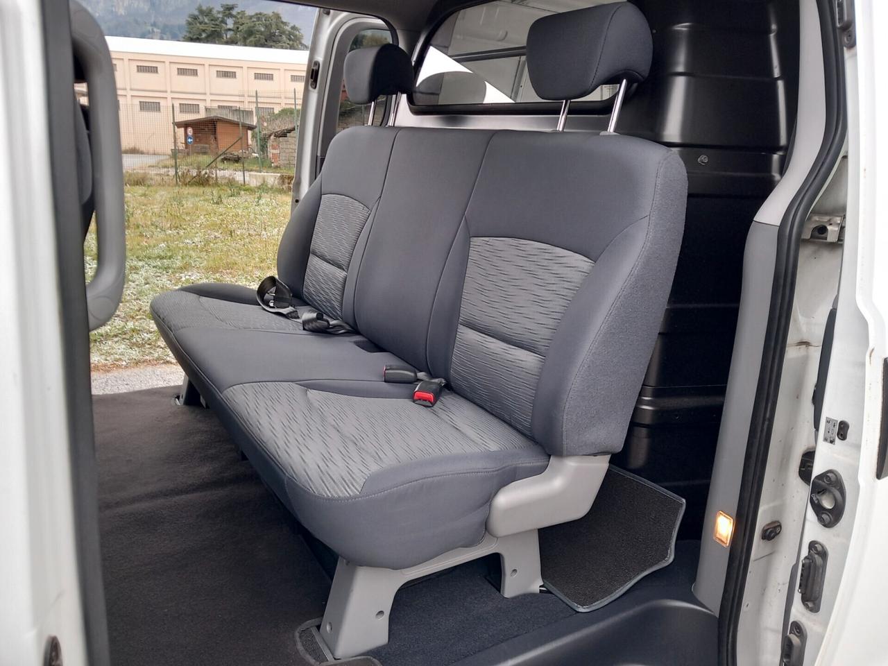 Hyundai H-1 2.5 CRDi Van 6 p.ti Style