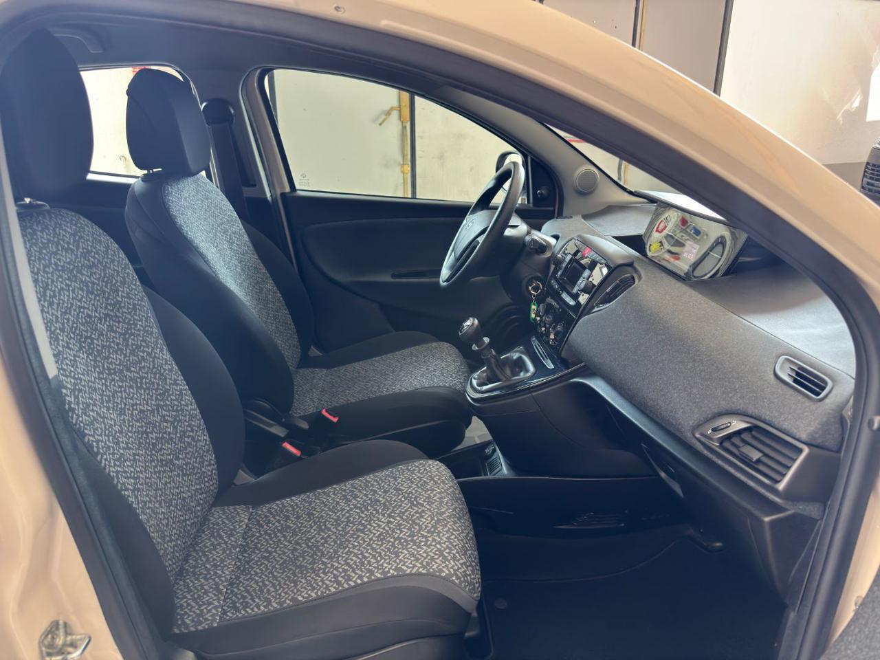 LANCIA Ypsilon 1.2 69 CV 5 porte Elefantino Blu