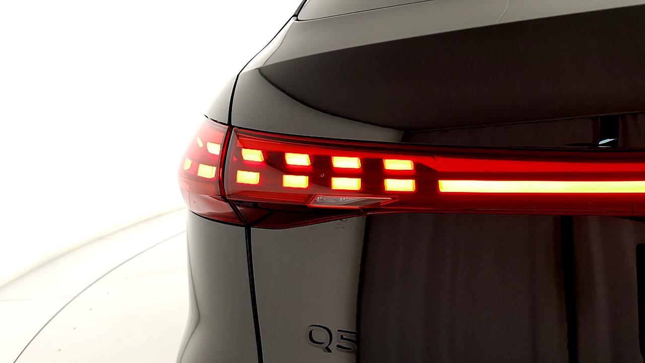 AUDI Q5 II 2025 Sportback - Q5 Sportback 2.0 tdi mhev+ S line edition quattro 204cv s-tronic