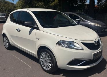Lancia Ypsilon 1.2 69 CV 5 porte GPL Ecochic Silver