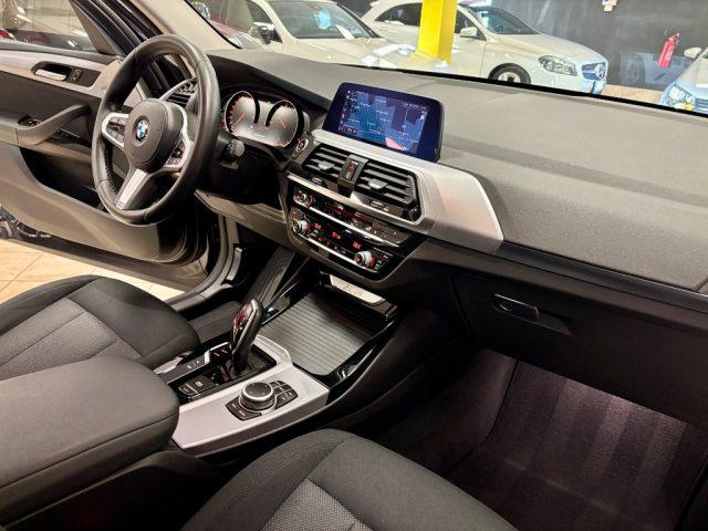 BMW X3 xDrive20d UNIPRO - FARI LED - VOLANTE M-SPORT