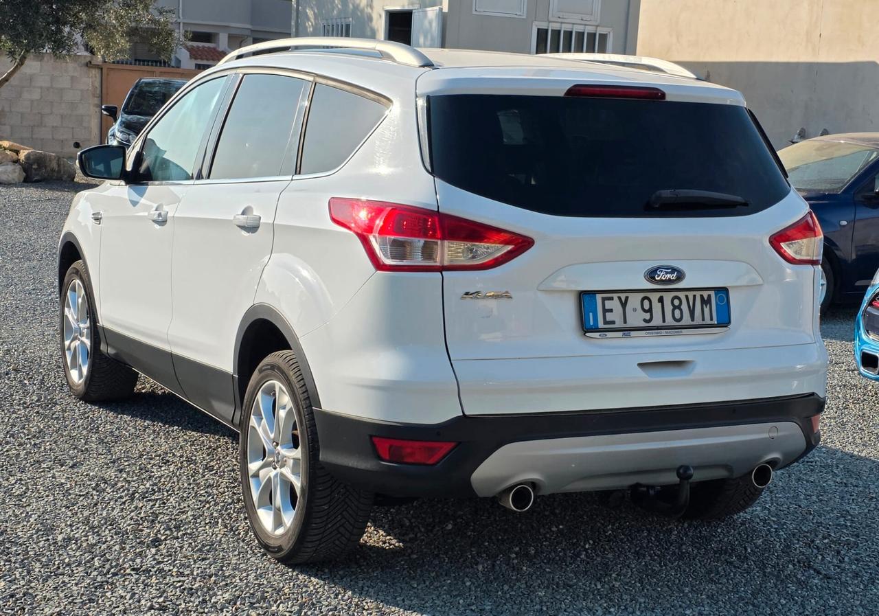 Ford Kuga 2.0 TDCI 150 CV S&S 4WD Titanium X