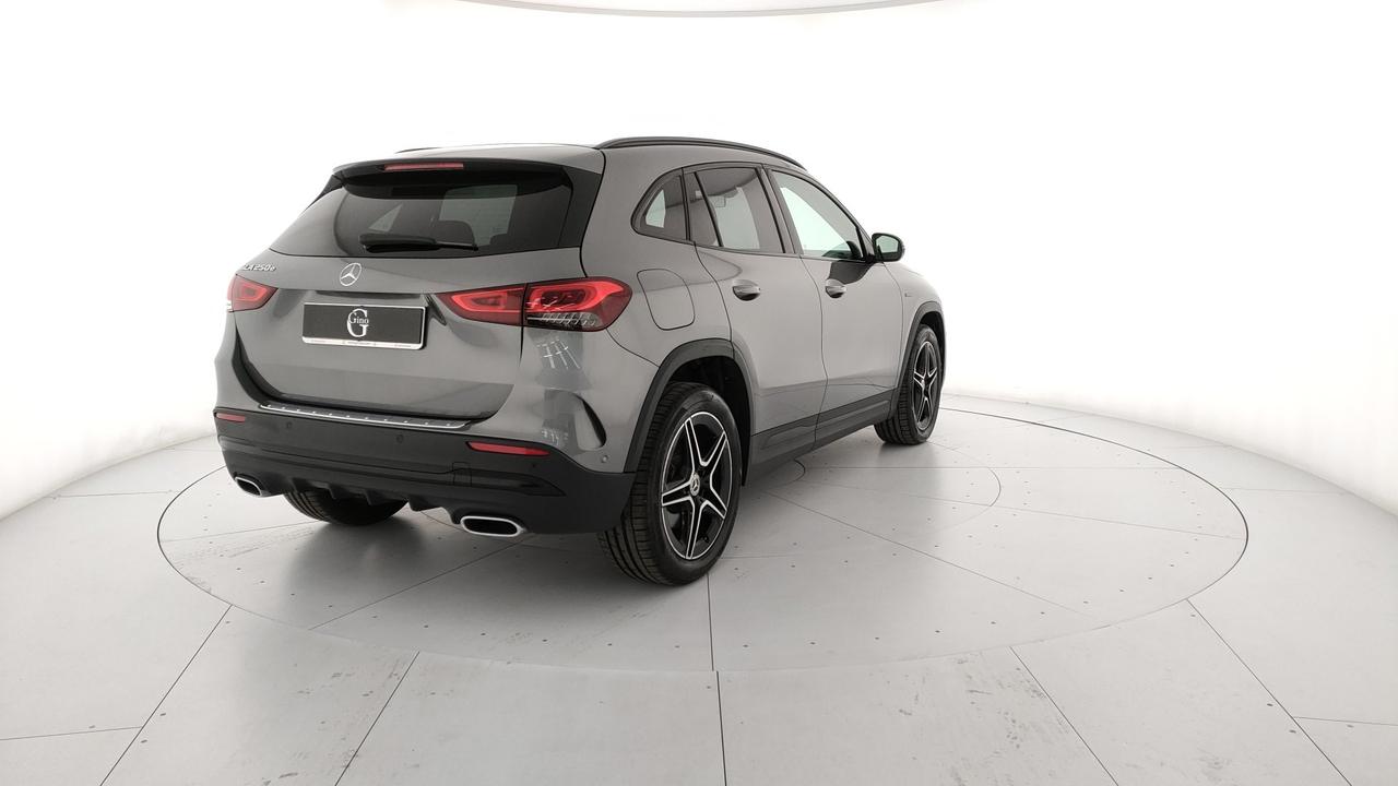 Mercedes-Benz GLA 250 e phev (eq-power) Premium auto