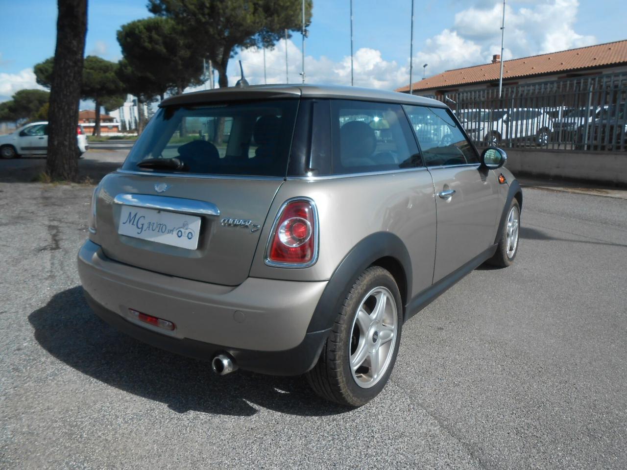 Mini Mini 1.6 16V Cooper D