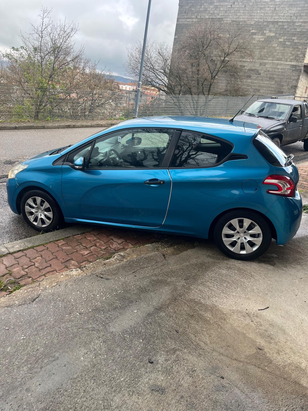 Peugeot 208 1.2 VTi 82 CV 3 porte Active