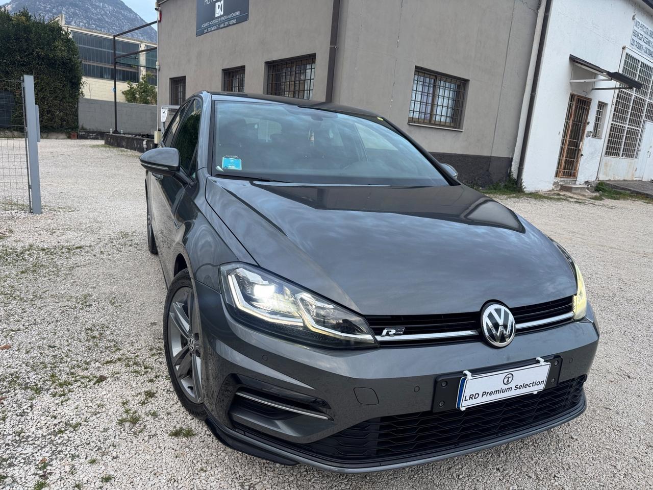 Volkswagen Golf 7 R-Line 1.6 TDI 115 CV Pack R Top di Gamma Euro6d