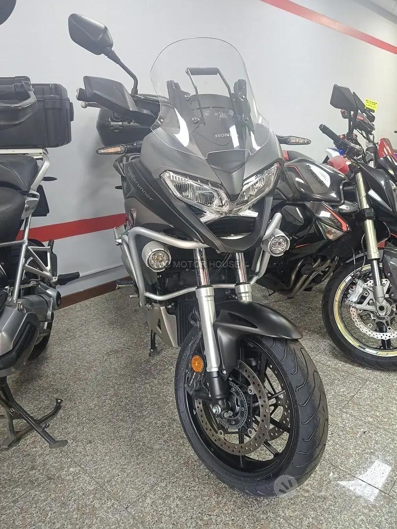 Honda cross runner 800 +0maggi0 casco+rate+permute