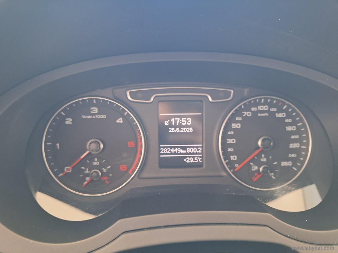 AUDI Q3 2.0 TDI Business