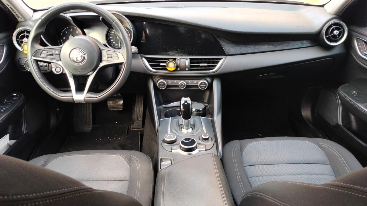 Alfa Romeo Giulia 2.2 Turbodiesel 160 CV AT8 Executive