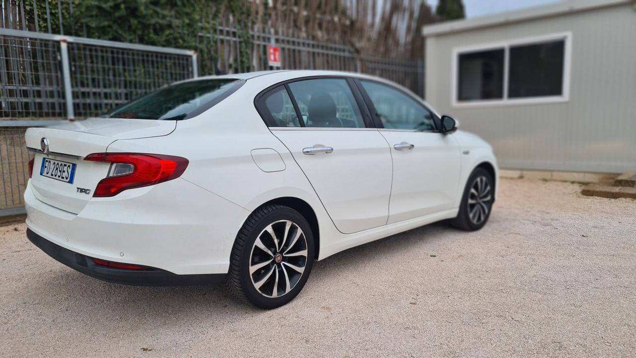 Fiat Tipo Lounge 1.6 120cv STRAPERFETTA