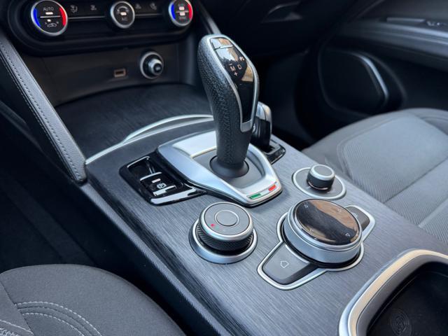 ALFA ROMEO Stelvio 190CV Q4 19'' BLACK+RETROCAMERA+2PDC+PACKBLACK